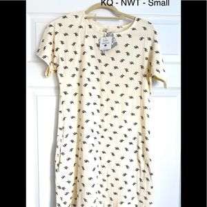 Kate Quinn Momma T Shirt Dress with Pockets NWT